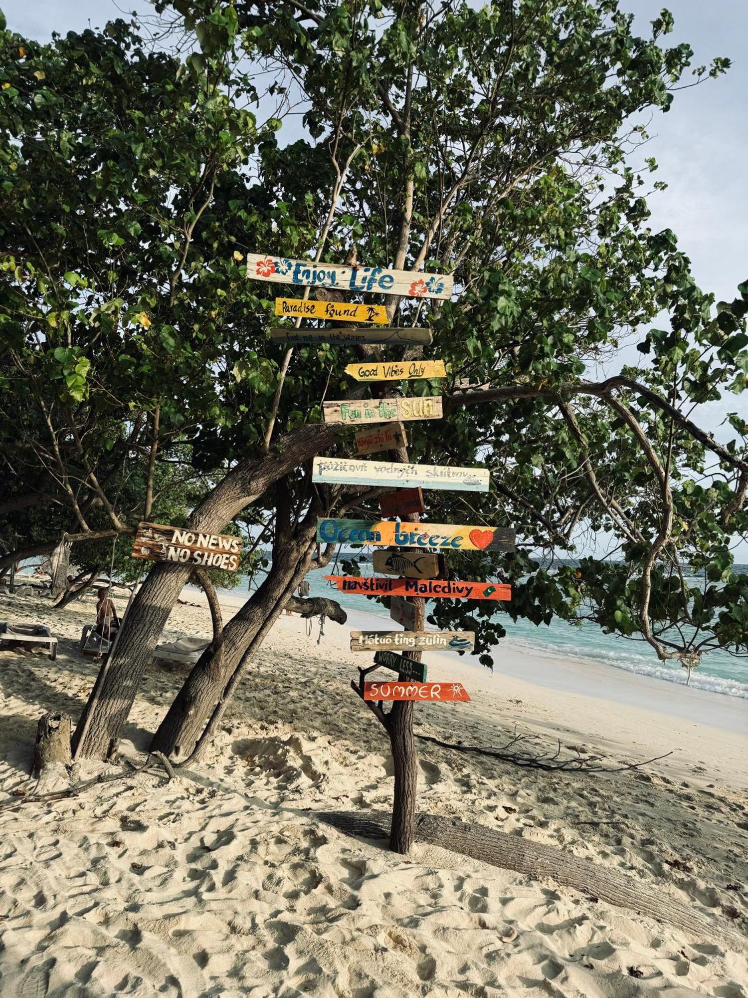 Rasdu View Inn Rasdhoo Kültér fotó